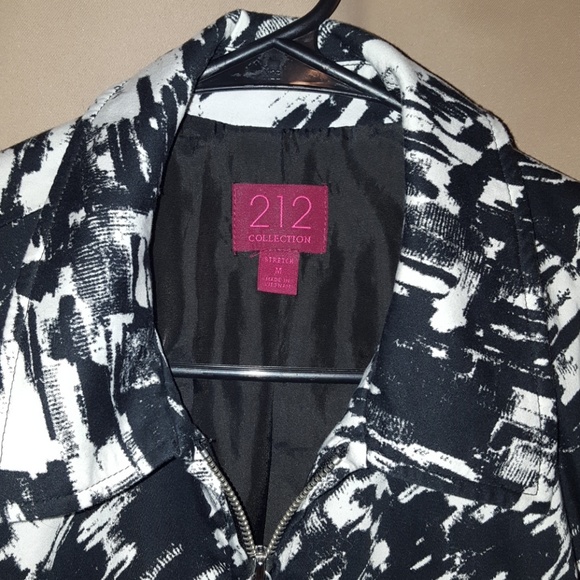 ❤ 🛍 4/$20-  212 Collection Jacket - Picture 2 of 3